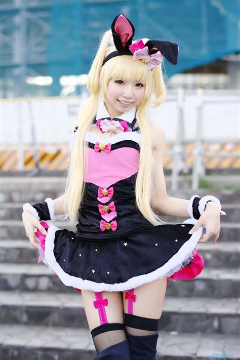 sexiest cosplayer|The 20 Most Gorgeous Anime Cosplayers You Cant Look Away。